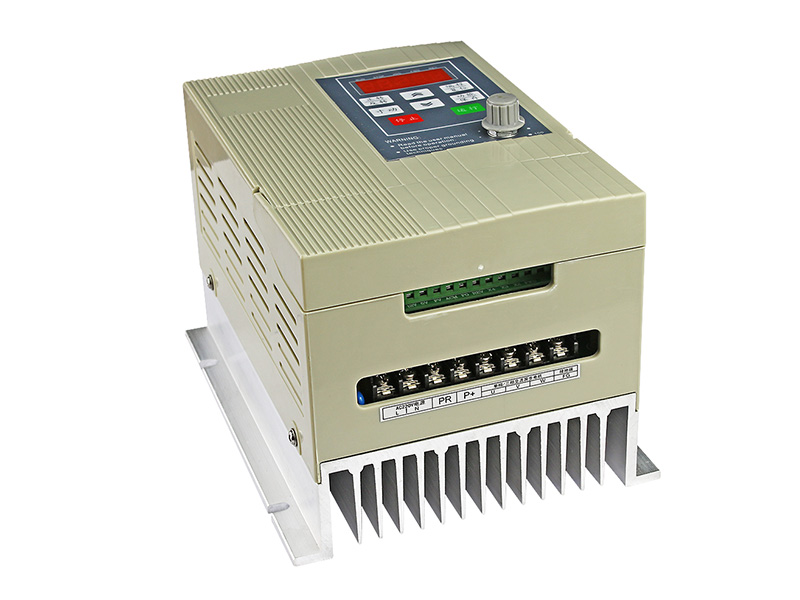 3000H通用變頻器，三相通用變頻器，變頻器生產(chǎn)廠家，變頻器價格