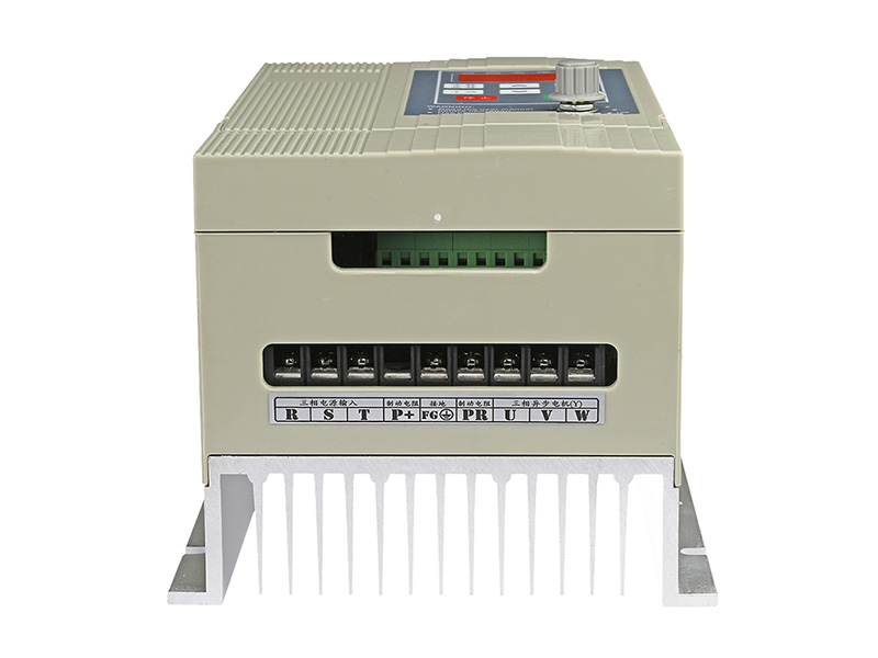 4000H通用變頻器，變頻器三相380V，變頻器廠家，電機(jī)變頻器